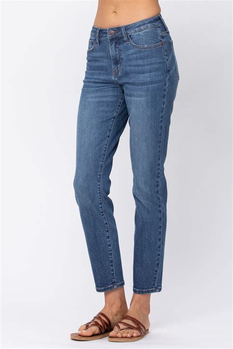 judy blue jeans short length